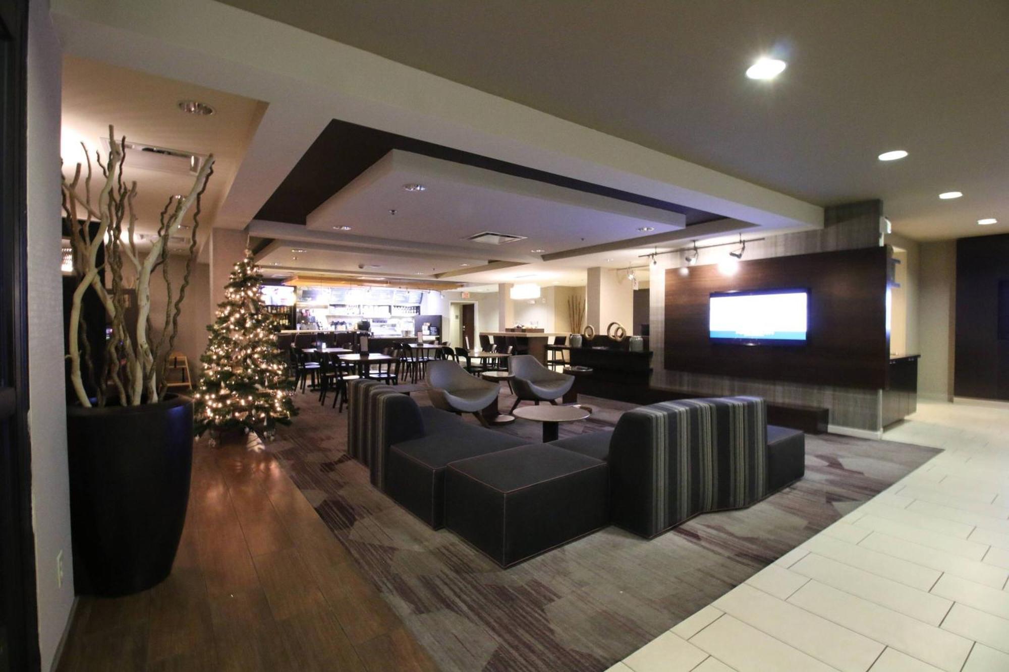 Courtyard By Marriott Indianapolis South Hotel Esterno foto